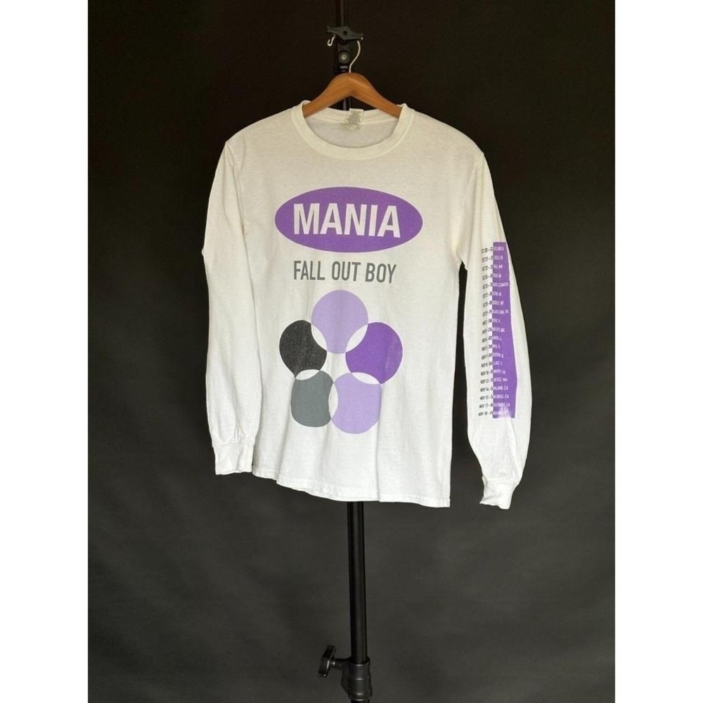 Men's Fall Out Boy Concert Tshirt Mania White Small